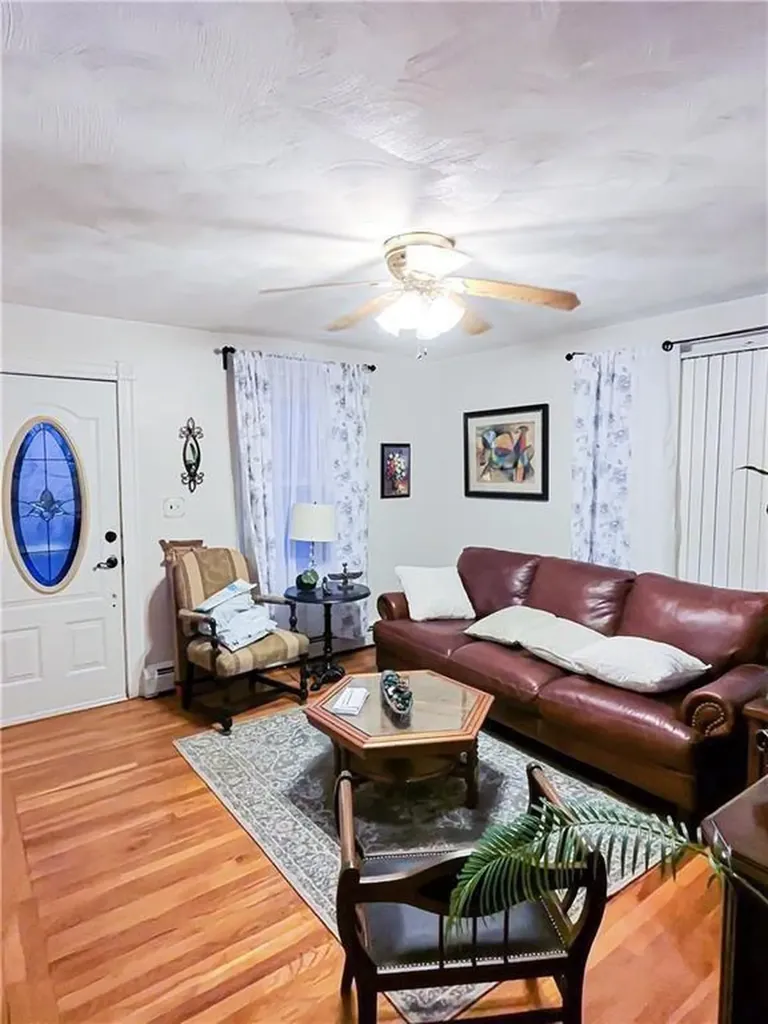 26 Woodside Road Providence RI 02909