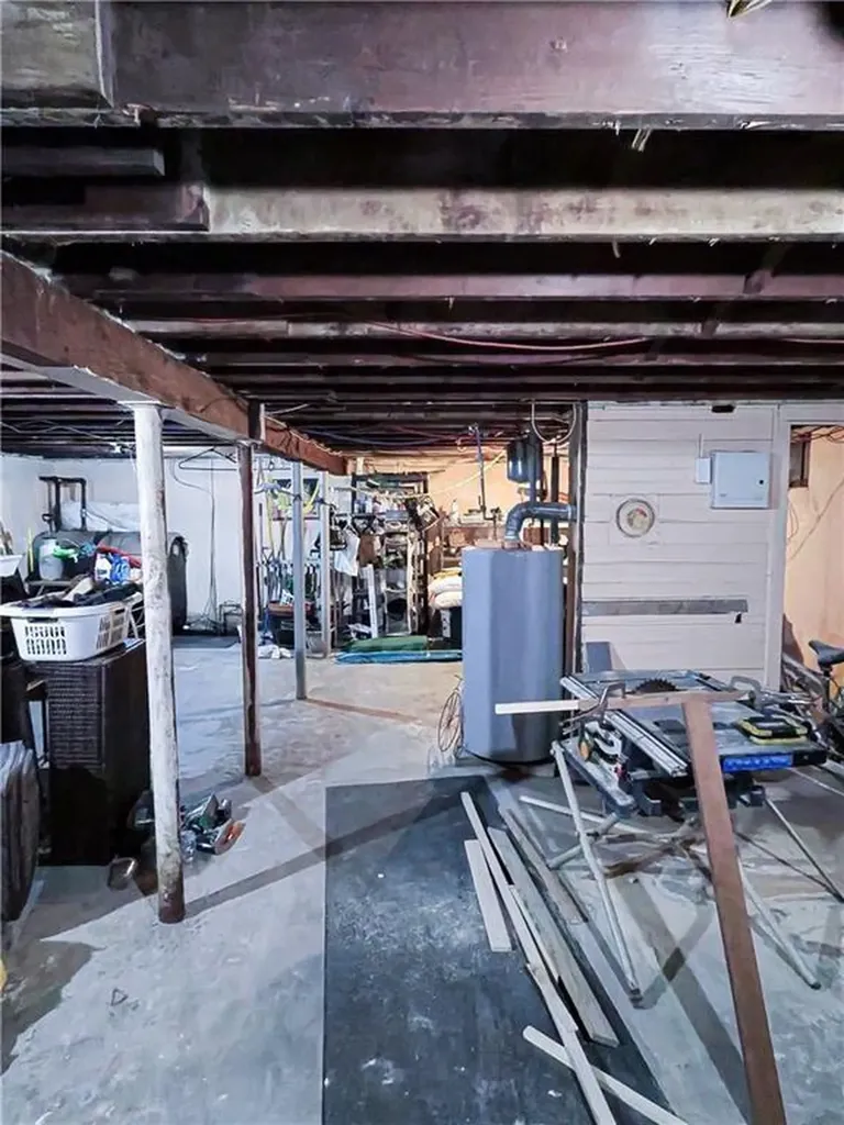 26 Woodside Road Providence RI 02909