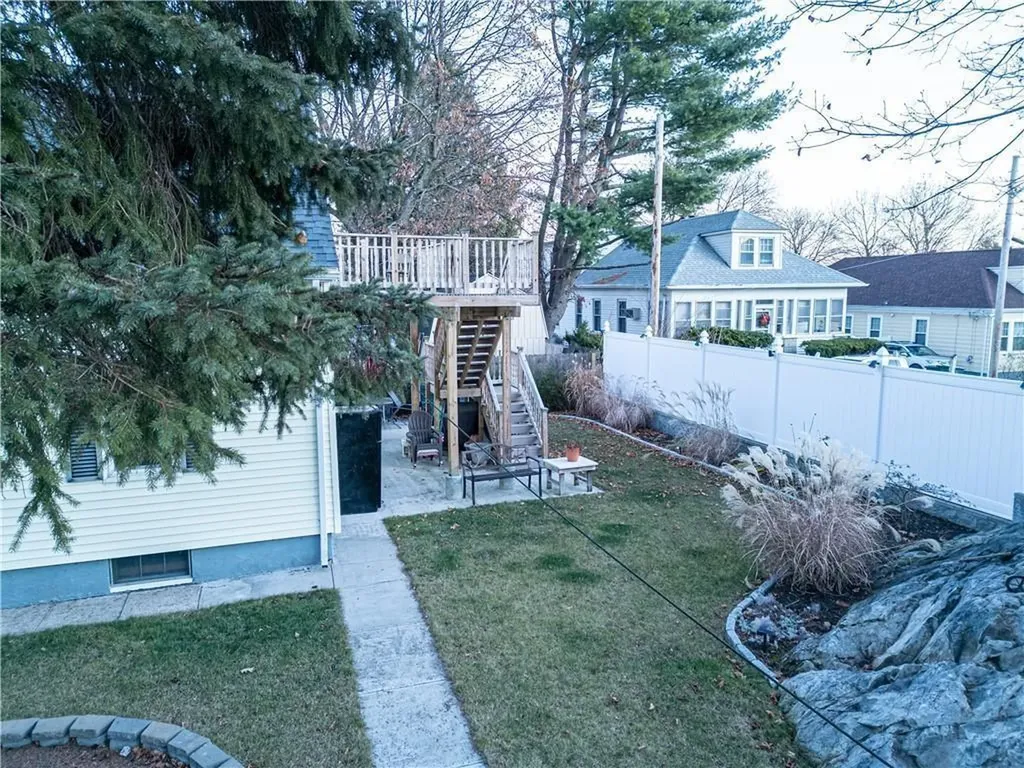 26 Woodside Road Providence RI 02909