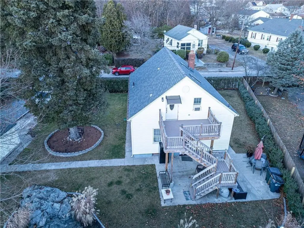 26 Woodside Road Providence RI 02909