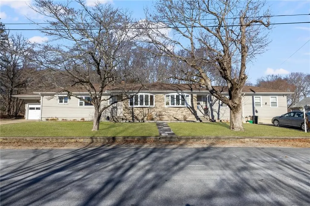 21 Bowen Street Johnston RI 02919