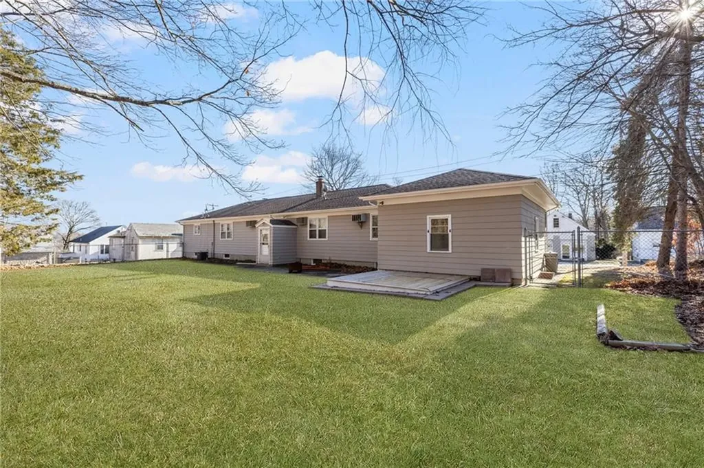 21 Bowen Street Johnston RI 02919