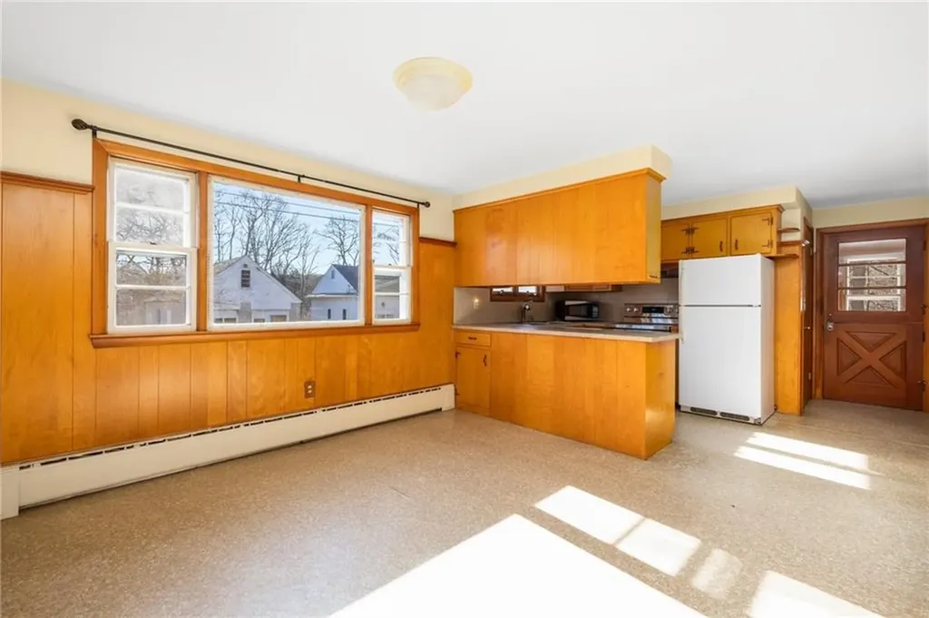 21 Bowen Street Johnston RI 02919