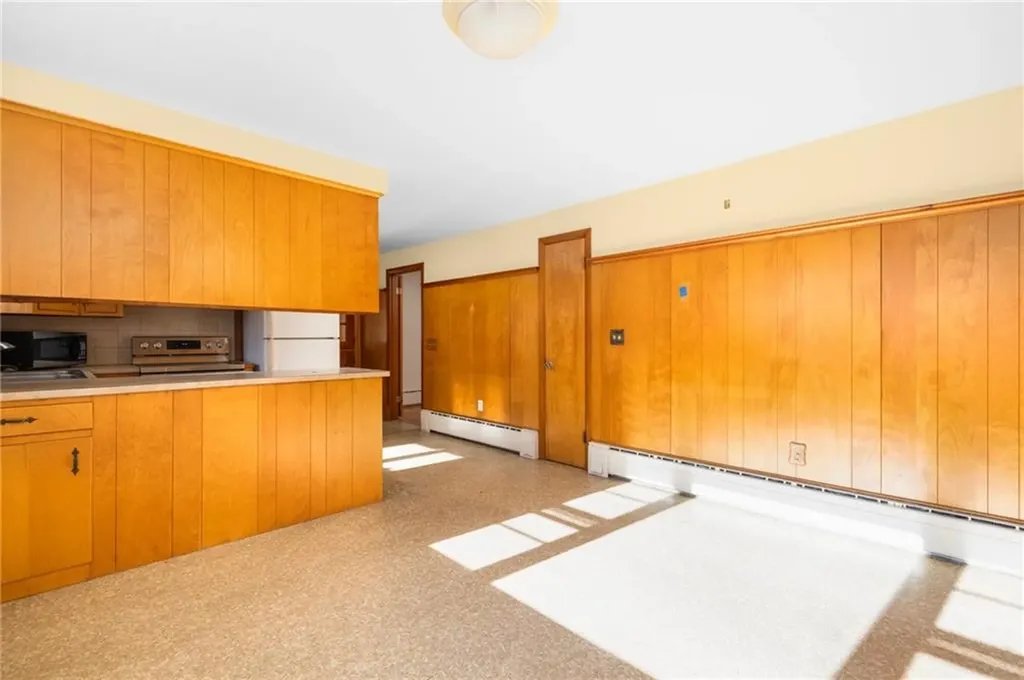 21 Bowen Street Johnston RI 02919