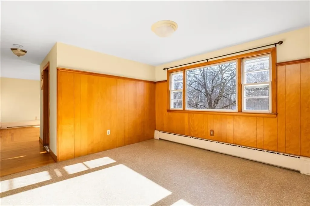 21 Bowen Street Johnston RI 02919