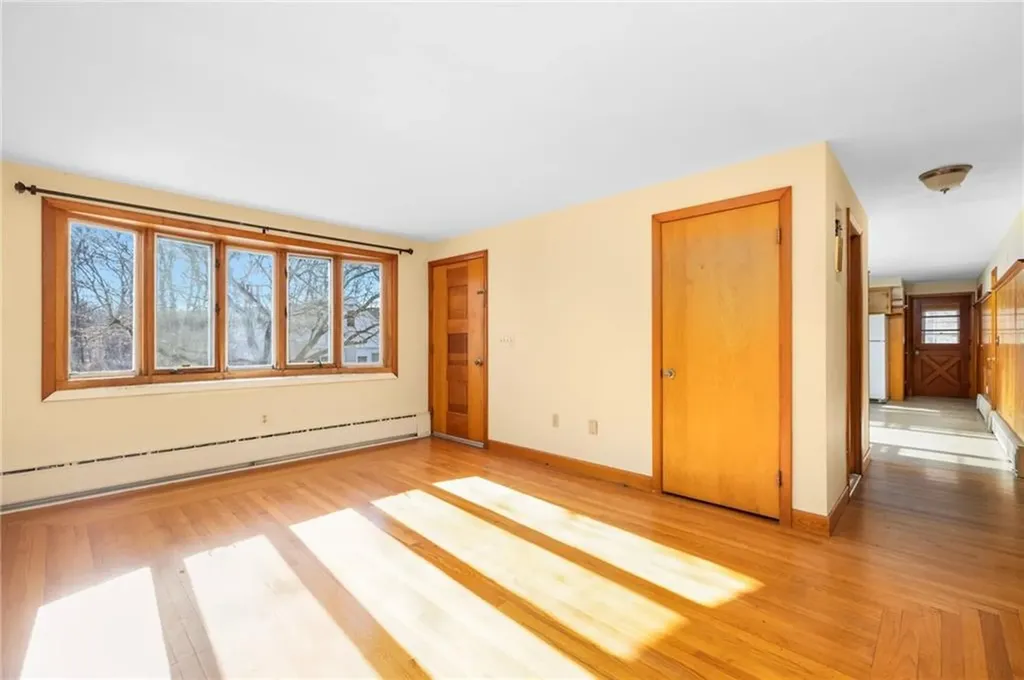 21 Bowen Street Johnston RI 02919