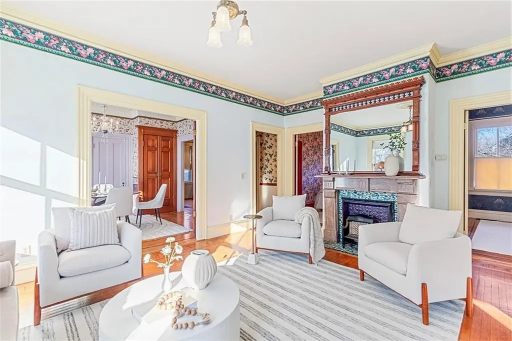 133 Messer Street Providence RI 02909