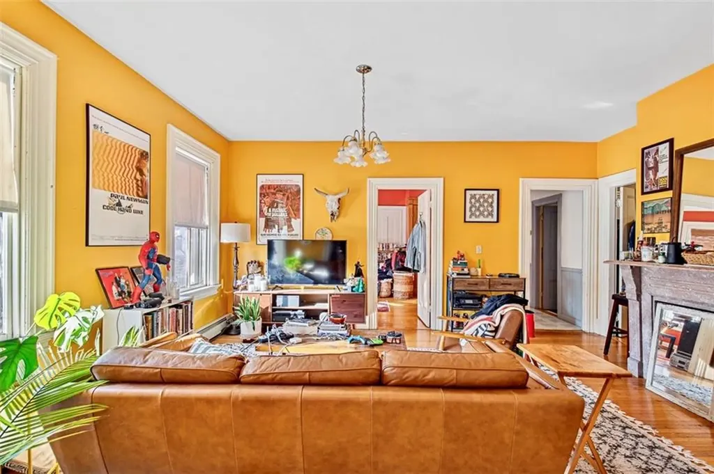 133 Messer Street Providence RI 02909