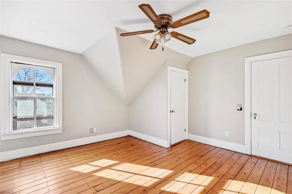 133 Messer Street Providence RI 02909