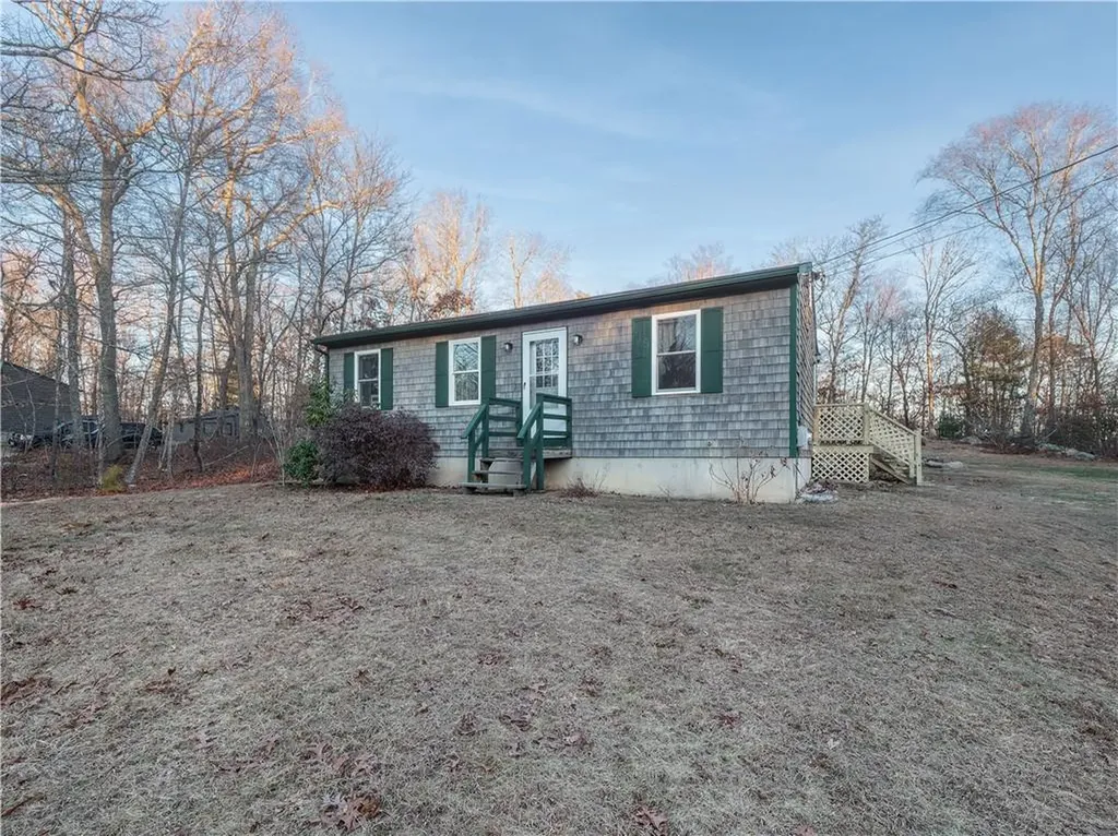 275 Carolina Back Road Charlestown RI 02813