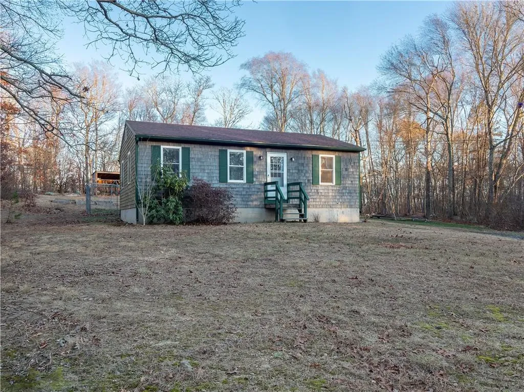 275 Carolina Back Road Charlestown RI 02813