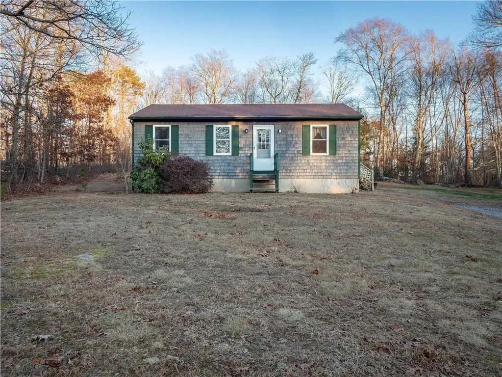 275 Carolina Back Road Charlestown RI 02813