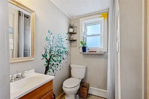 52 Greene Avenue Barrington RI 02806