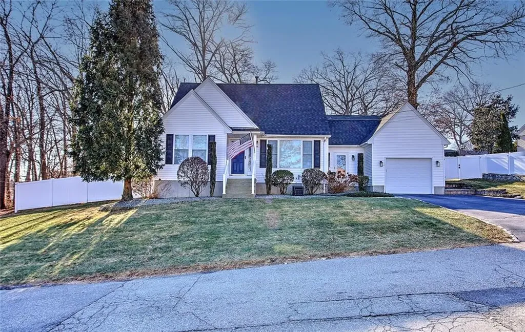 24 Union Avenue North Providence RI 02904