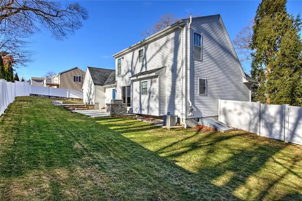24 Union Avenue North Providence RI 02904