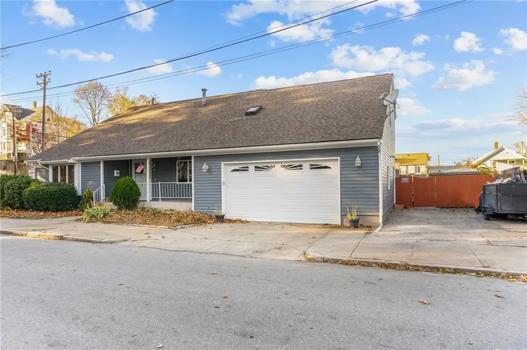2 Bensley Street Pawtucket RI 02860