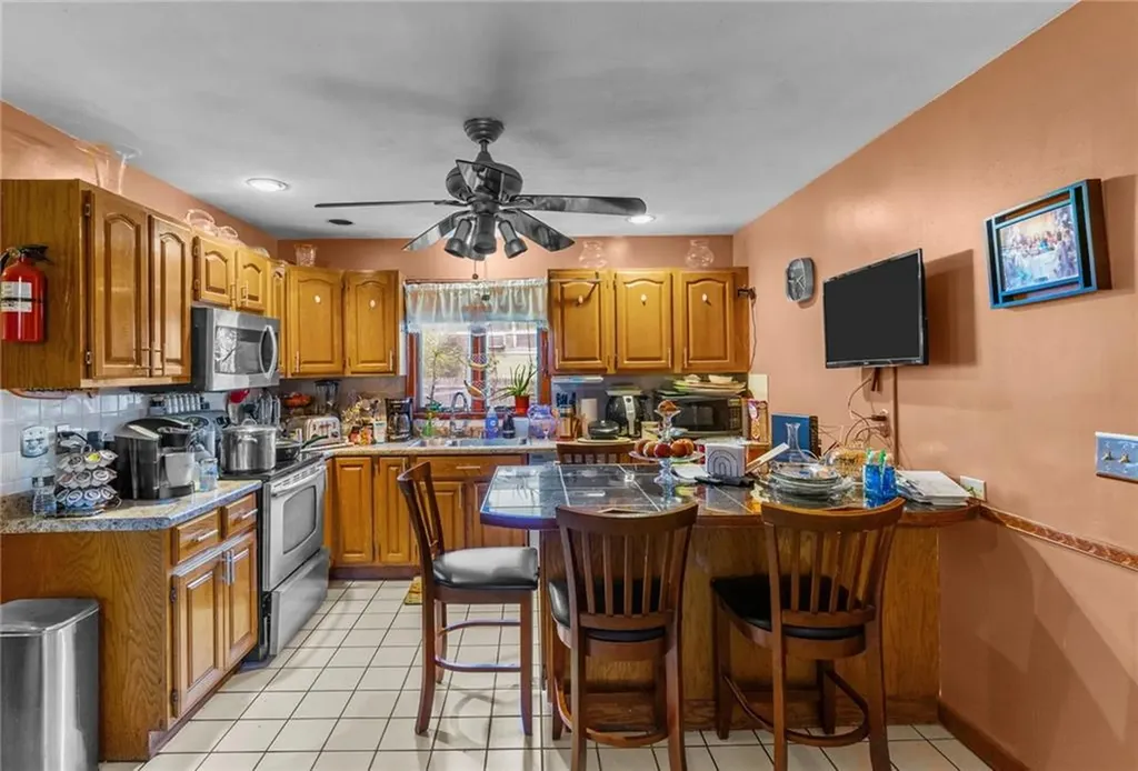 2 Bensley Street Pawtucket RI 02860