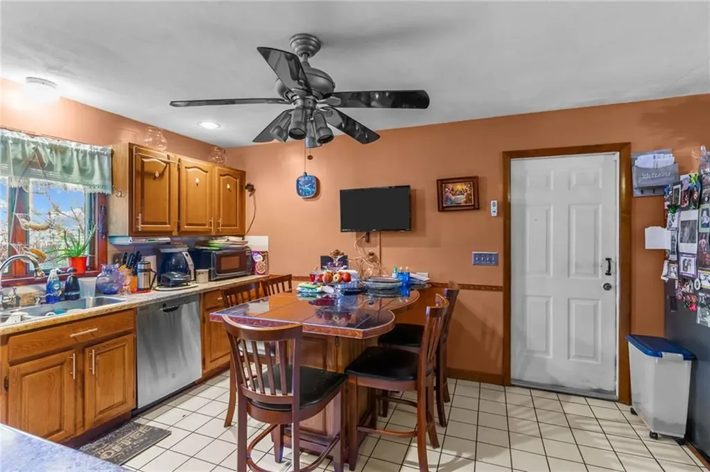 2 Bensley Street Pawtucket RI 02860