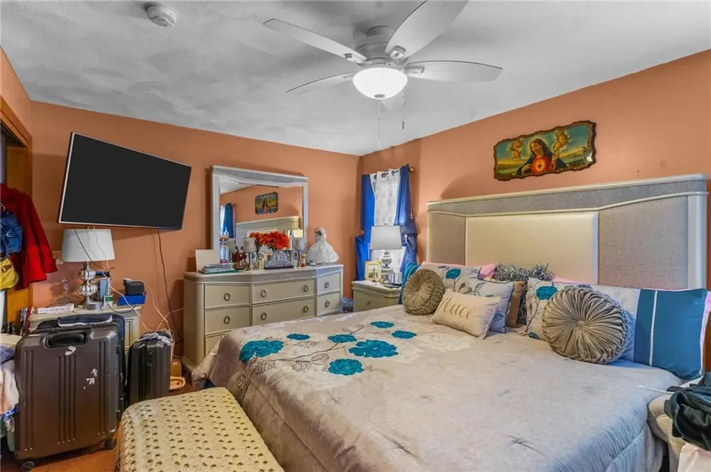 2 Bensley Street Pawtucket RI 02860