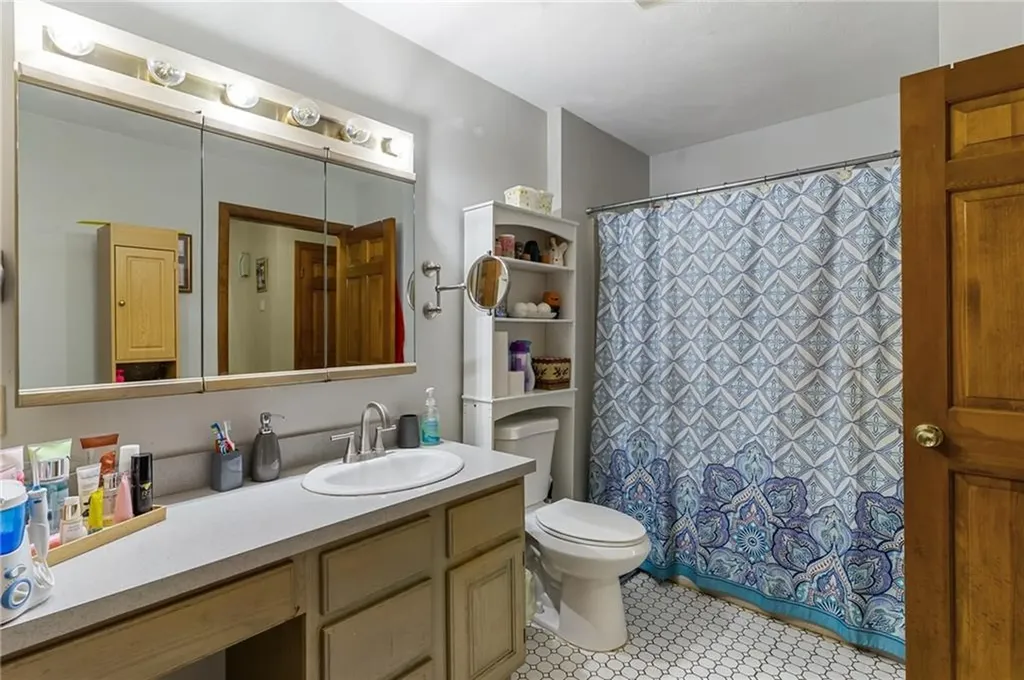 2 Bensley Street Pawtucket RI 02860
