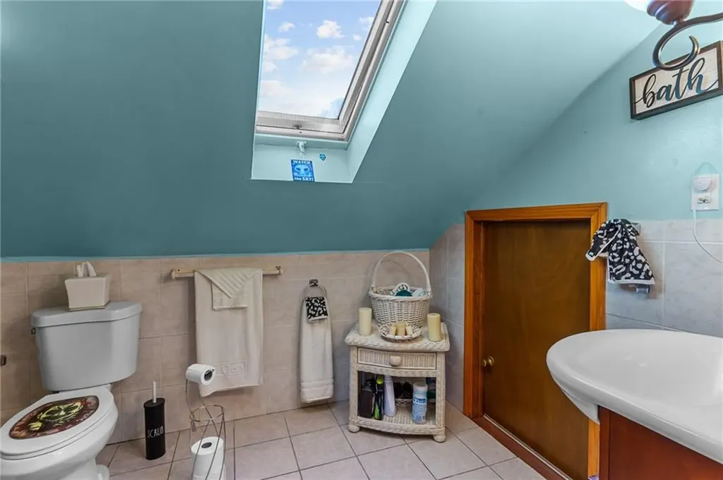2 Bensley Street Pawtucket RI 02860