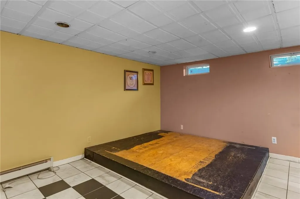 2 Bensley Street Pawtucket RI 02860