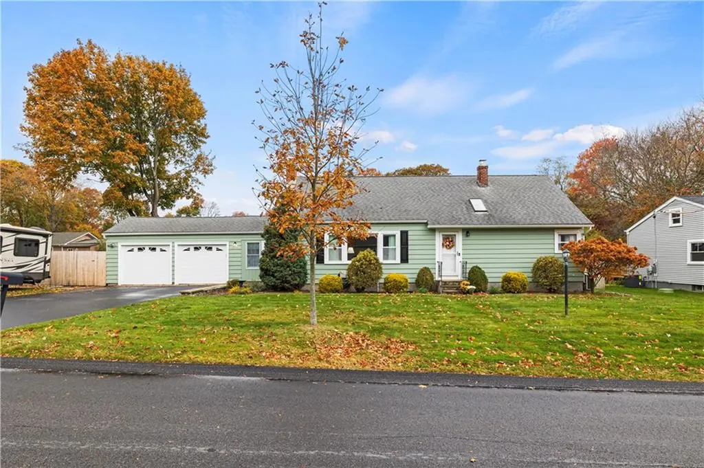 143 Lewiston Street Warwick RI 02889