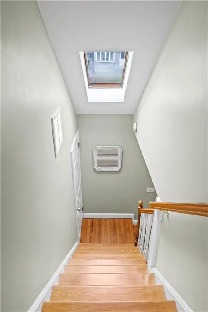 143 Lewiston Street Warwick RI 02889