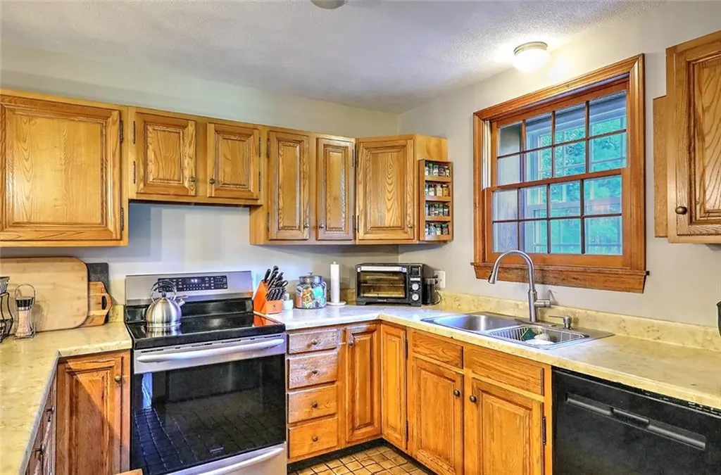145 Sumner Brown Road Cumberland RI 02864