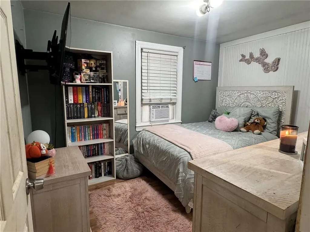 59 Petteys Avenue Providence RI 02909