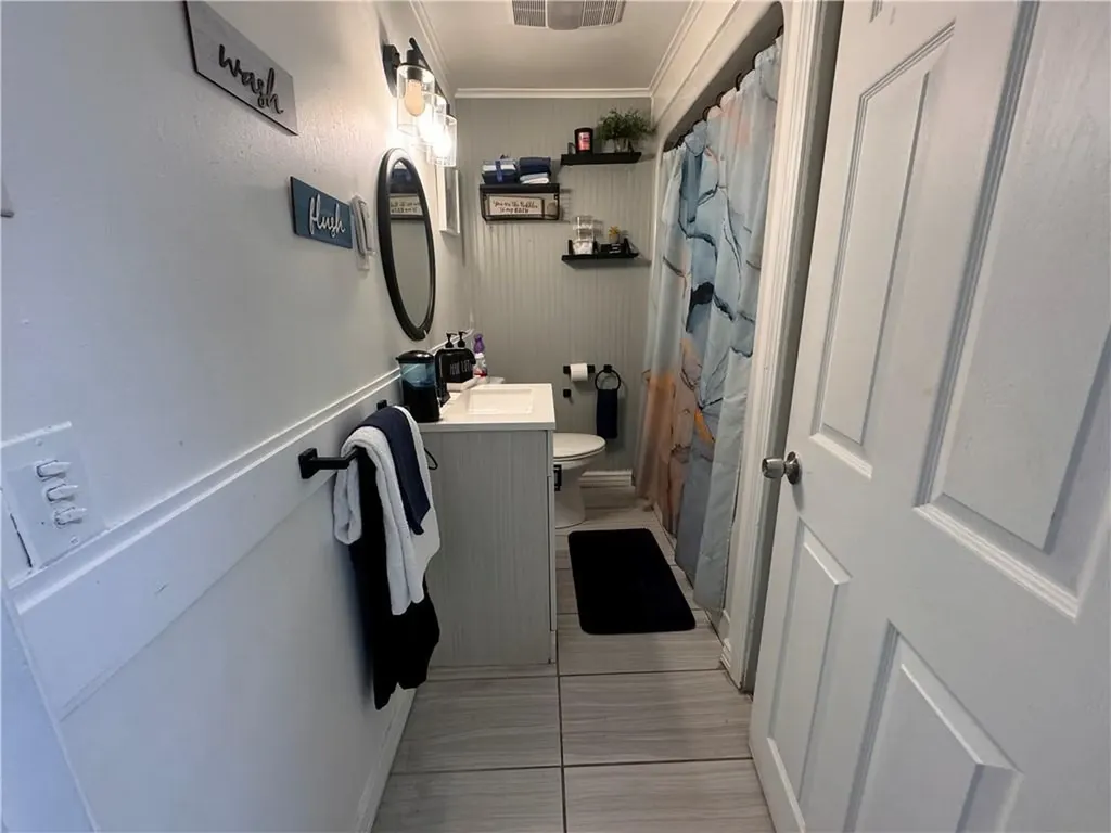 59 Petteys Avenue Providence RI 02909