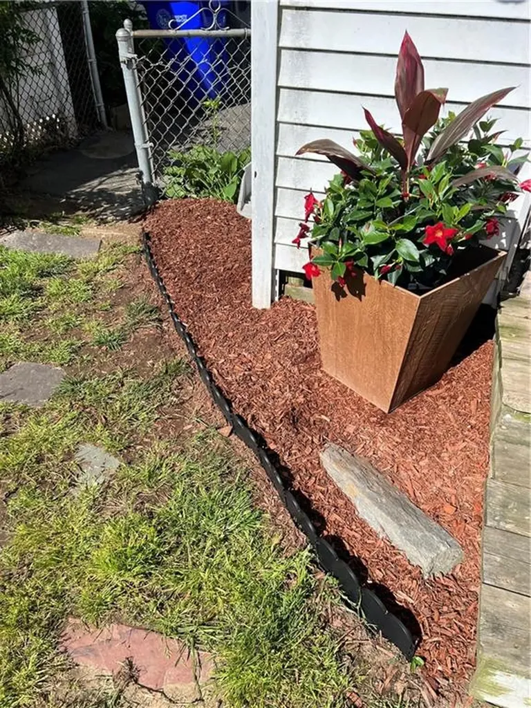 59 Petteys Avenue Providence RI 02909