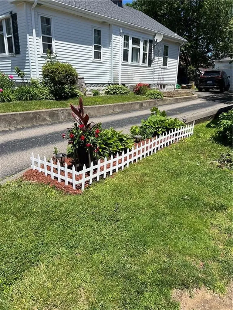 59 Petteys Avenue Providence RI 02909