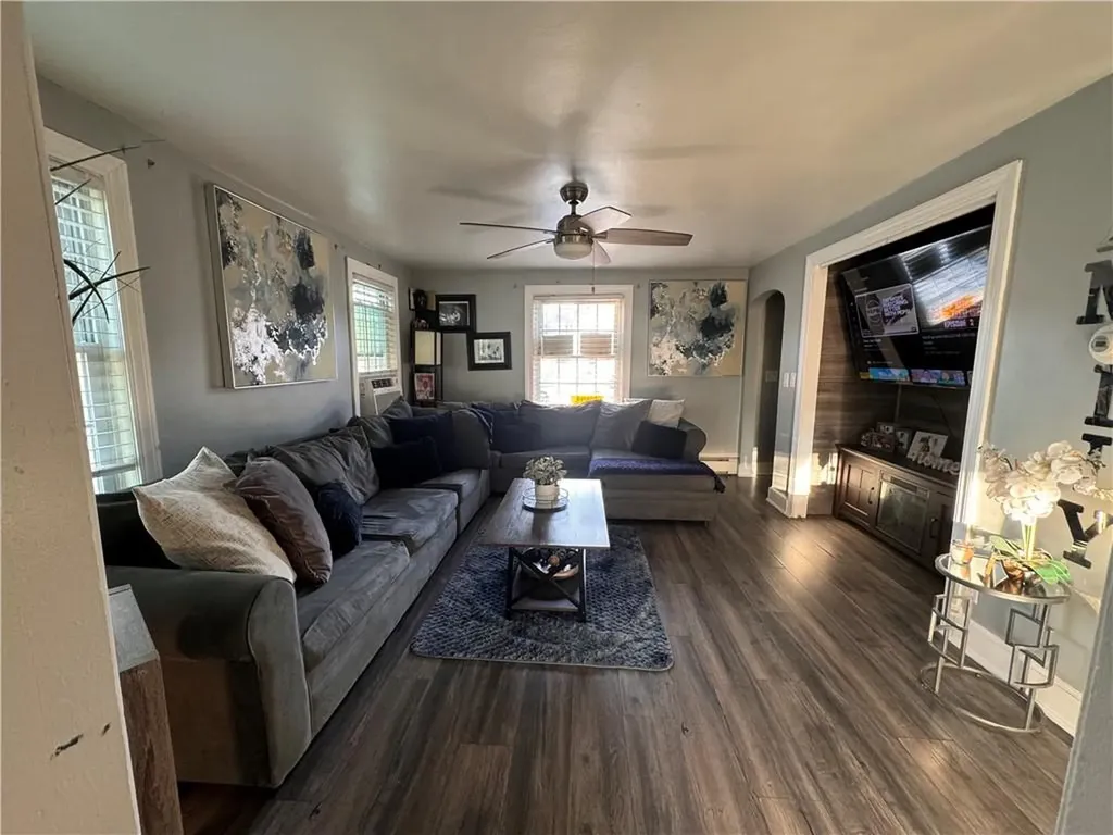 59 Petteys Avenue Providence RI 02909