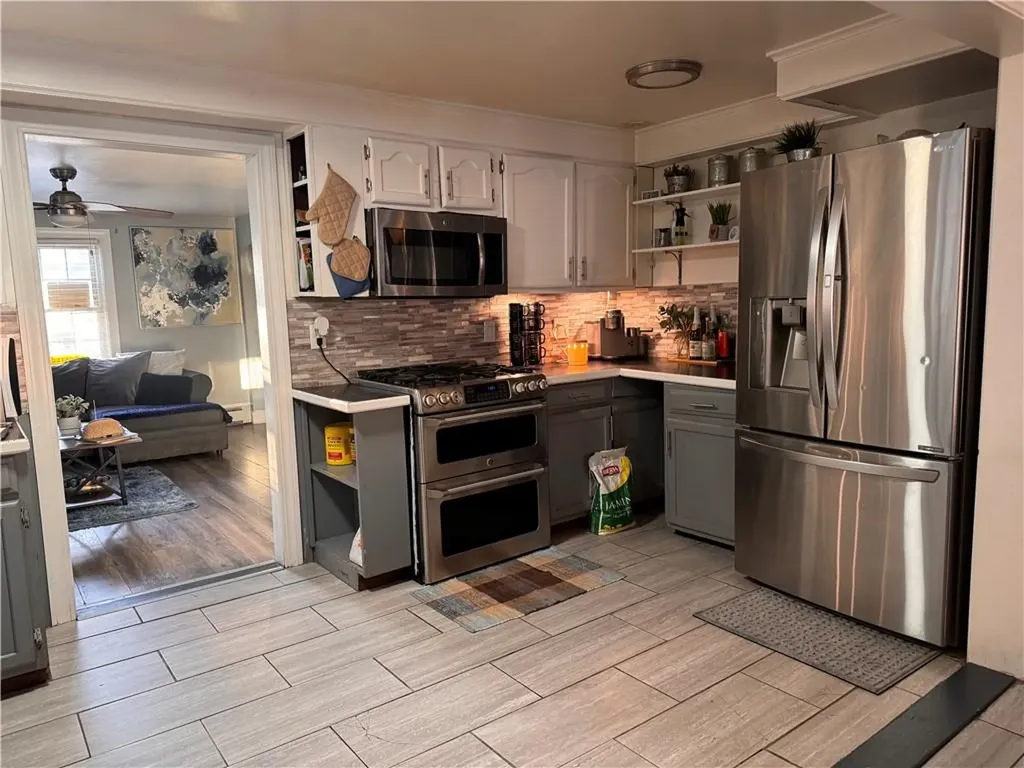59 Petteys Avenue Providence RI 02909