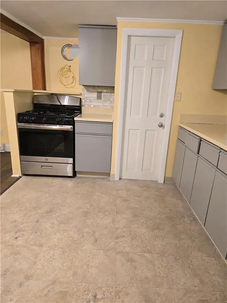 12 Smith Street Cumberland RI 02864