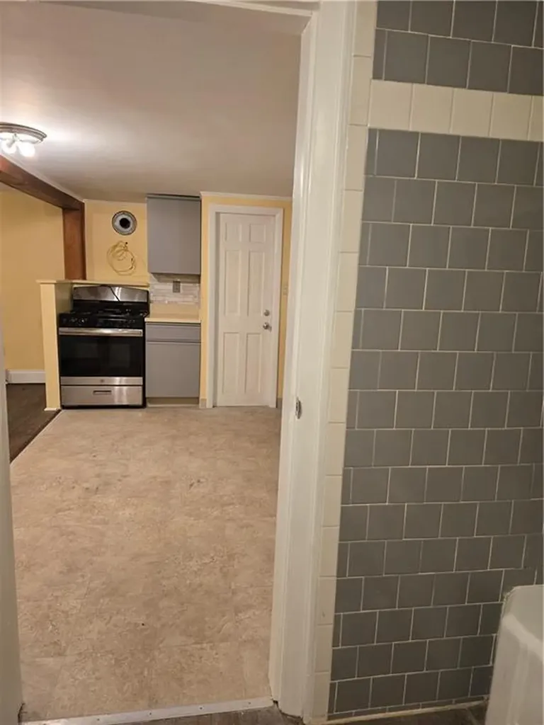 12 Smith Street Cumberland RI 02864