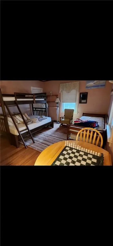 8 Peckham Avenue Newport RI 02840