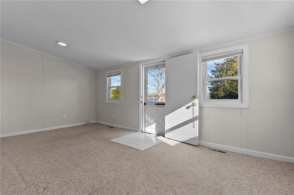 18 Slocum Street Bristol RI 02809