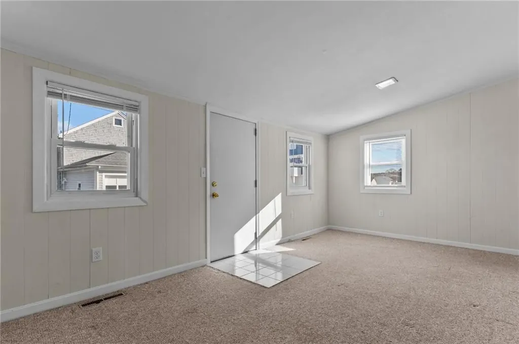 18 Slocum Street Bristol RI 02809