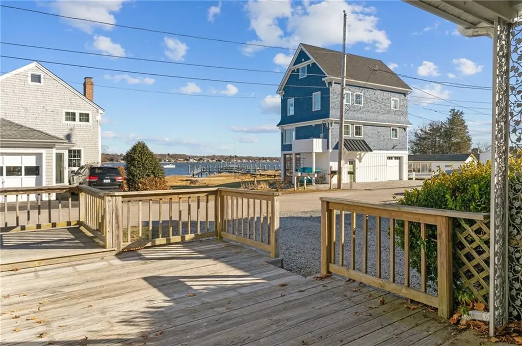 18 Slocum Street Bristol RI 02809