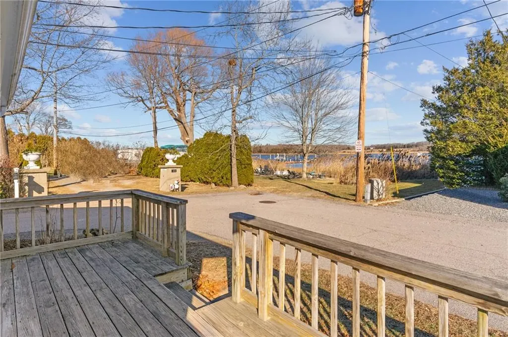 18 Slocum Street Bristol RI 02809