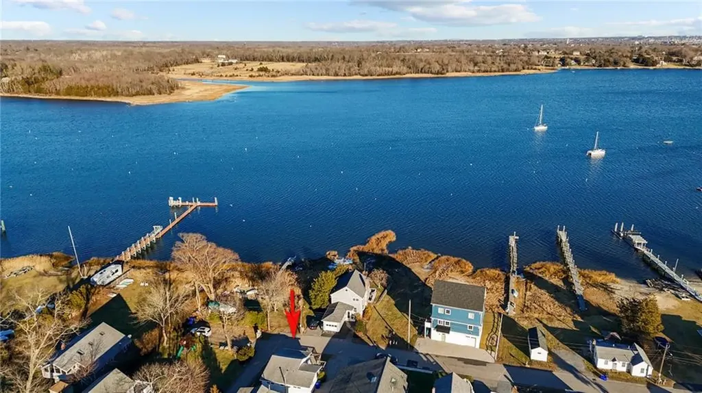 18 Slocum Street Bristol RI 02809