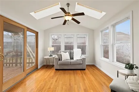 45 Windsor Court Pawtucket RI 02861