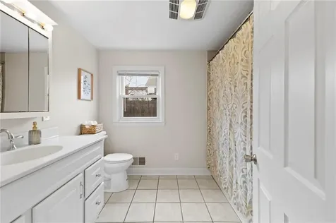 45 Windsor Court Pawtucket RI 02861