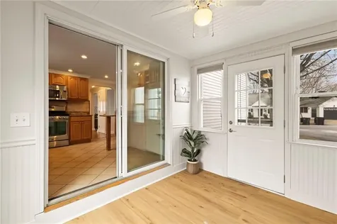 45 Windsor Court Pawtucket RI 02861