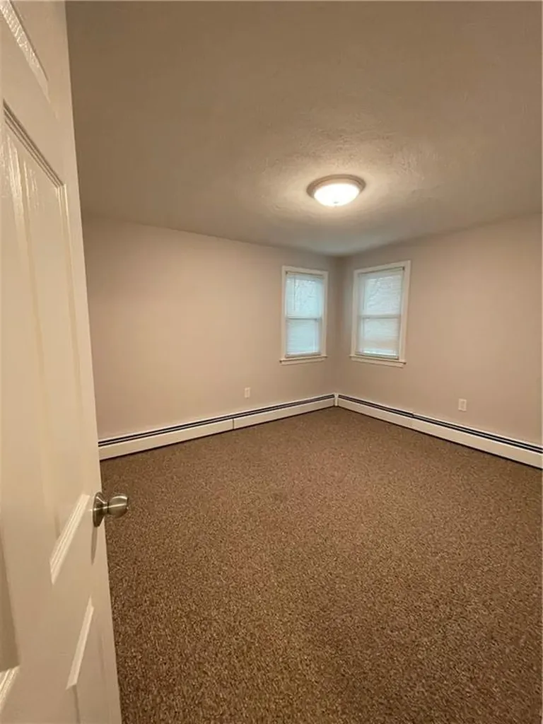 17 Woodcrest Drive Johnston RI 02919