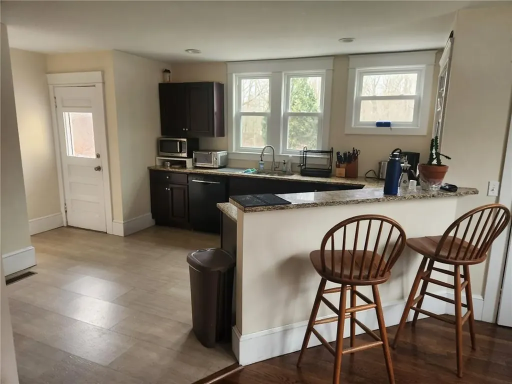 219 Metacom Avenue Bristol RI 02809