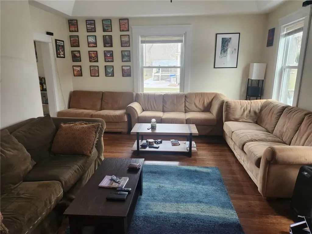 219 Metacom Avenue Bristol RI 02809