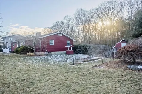 621 Black Plain Road North Smithfield RI 02896